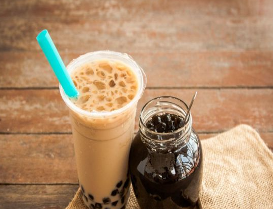 广州奶茶店加盟多少钱?加盟费低，轻松开启致富之路