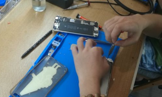 手机维修加盟店品牌排行揭晓，这些加盟品牌值得一试！