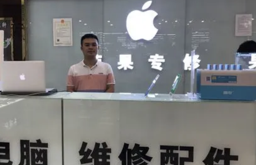加盟手机维修店，轻松打造财富王国!
