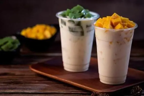 奶茶创业者必读：全面解析怎么选适合自己的加盟品牌