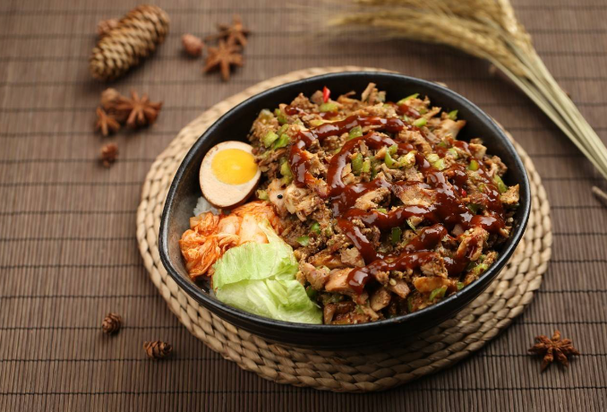 创业开烤肉拌饭店，加盟费用怎么算？