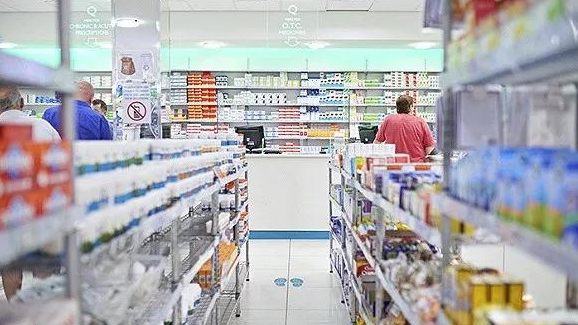 连锁药店加盟条件及费用标准是什么样？科学加盟，开启连锁药店创业之路！