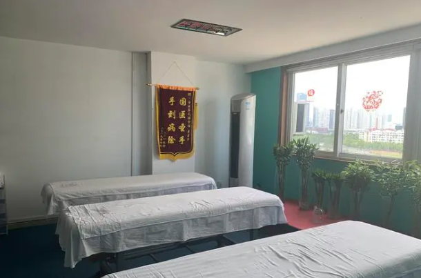 推拿养生馆加盟，投资一个月需要考虑哪些费用？