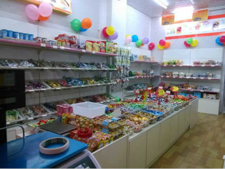 一扫光零食店