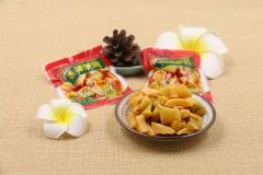 一扫光休闲食品加盟店客流如潮